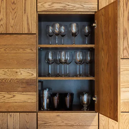 Tobias By Juniper Tallinn