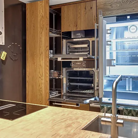 Апартаменты Tobias By Juniper *